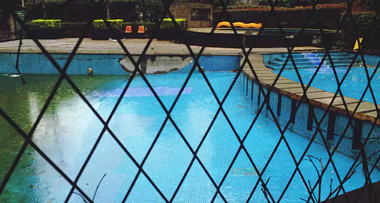 Lanai Screen Repair in Martinez, CA